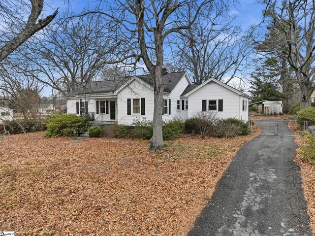 2 Monaghan Circle, Greenville, SC 29617