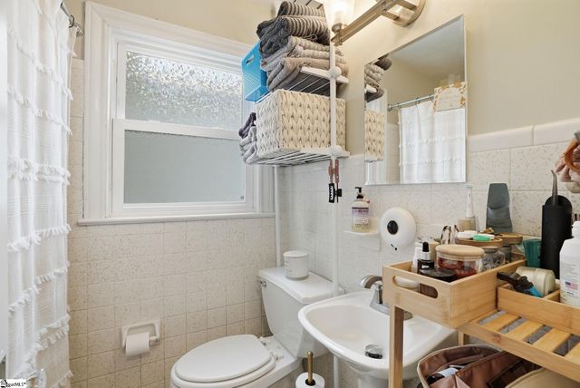 2 Monaghan Circle, Greenville, SC 29617