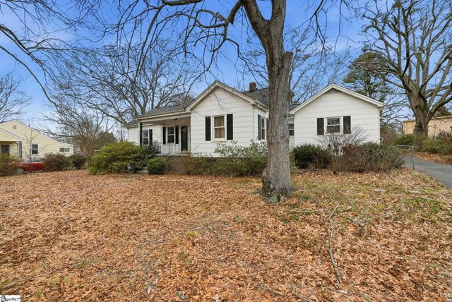 2 Monaghan Circle, Greenville, SC 29617