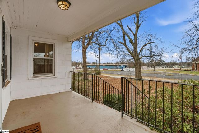 2 Monaghan Circle, Greenville, SC 29617