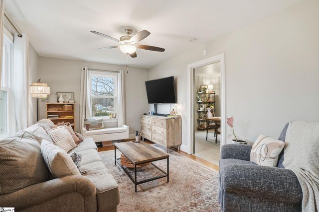 2 Monaghan Circle, Greenville, SC 29617