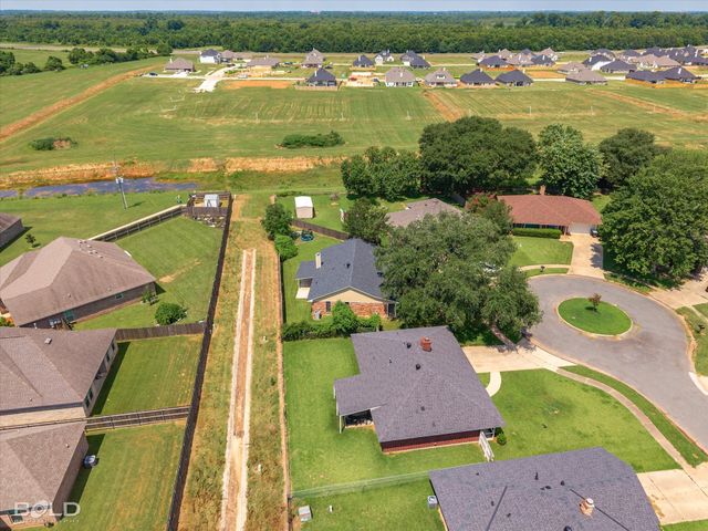 1804 Andy Circle, Bossier City, LA 71112
