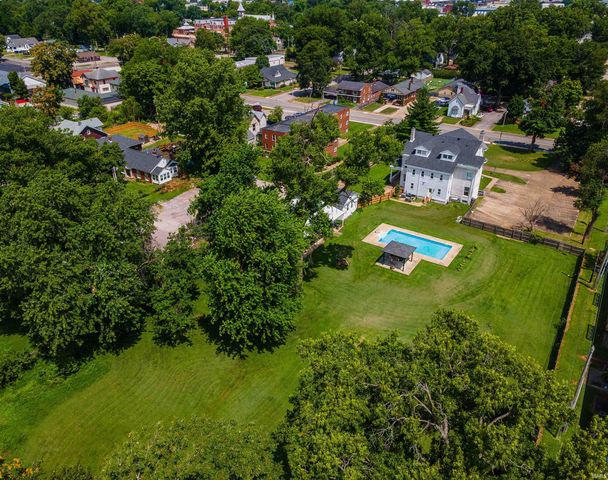 1119 Lincoln Avenue, Evansville, IN 47714
