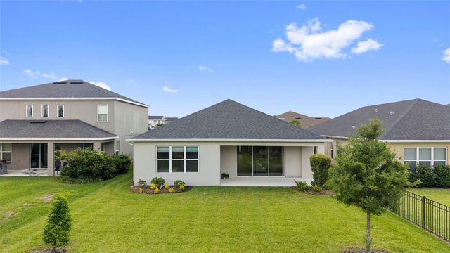 33410 CASTAWAY LOOP, Wesley Chapel, FL 33543