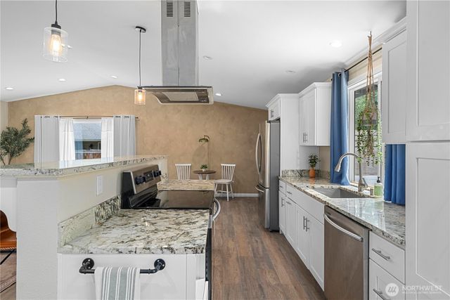 14314 110th Avenue Ct E, Puyallup, WA 98374