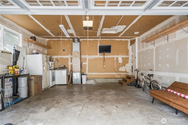 14314 110th Avenue Ct E, Puyallup, WA 98374