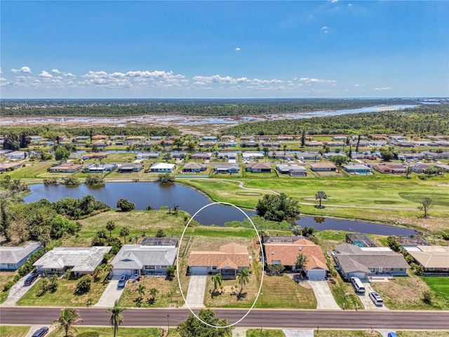 31 OAKLAND HILLS COURT, Rotonda West, FL 33947