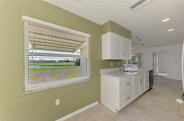 31 OAKLAND HILLS COURT, Rotonda West, FL 33947