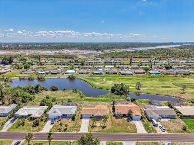 31 OAKLAND HILLS COURT, Rotonda West, FL 33947