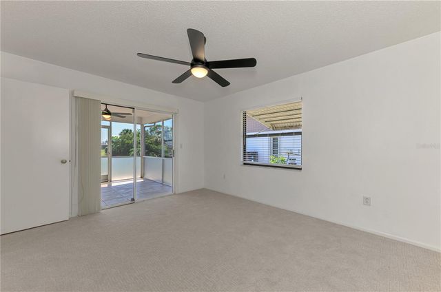 31 OAKLAND HILLS COURT, Rotonda West, FL 33947