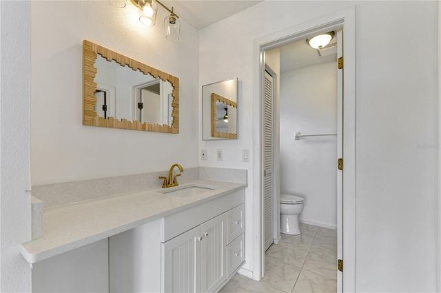 31 OAKLAND HILLS COURT, Rotonda West, FL 33947