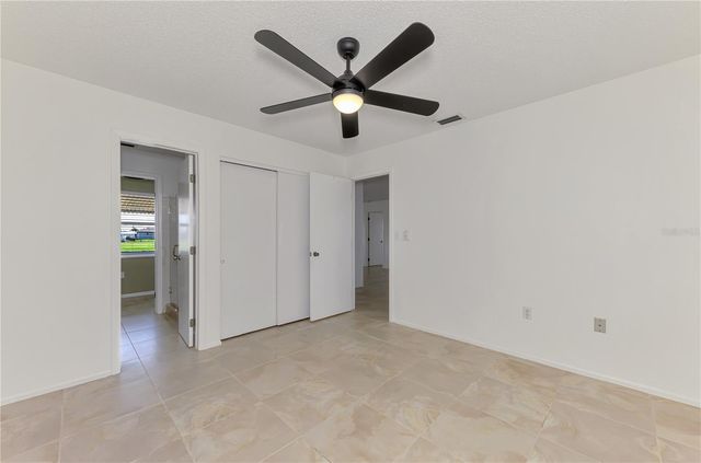 31 OAKLAND HILLS COURT, Rotonda West, FL 33947