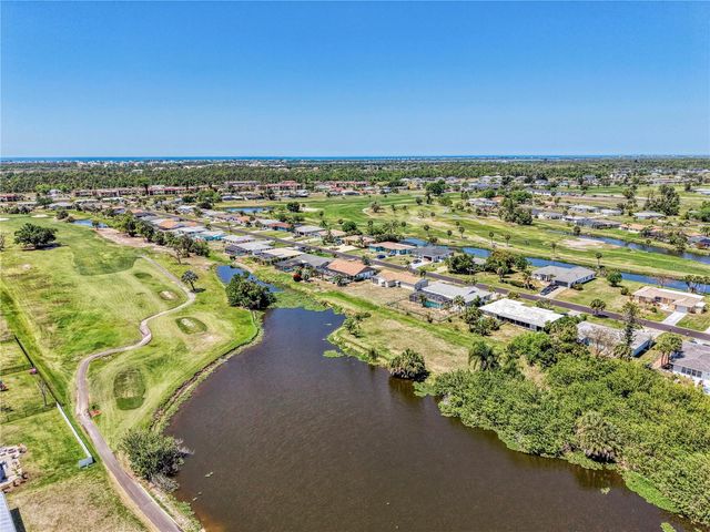 31 OAKLAND HILLS COURT, Rotonda West, FL 33947