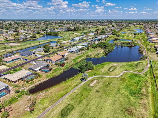 31 OAKLAND HILLS COURT, Rotonda West, FL 33947