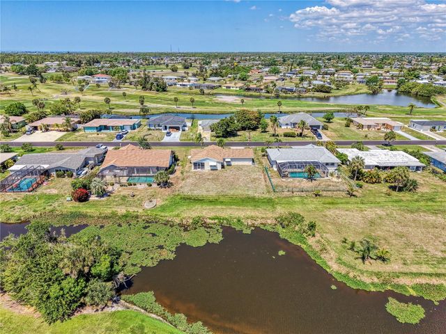 31 OAKLAND HILLS COURT, Rotonda West, FL 33947