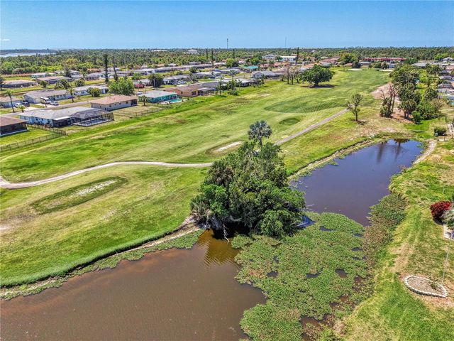 31 OAKLAND HILLS COURT, Rotonda West, FL 33947