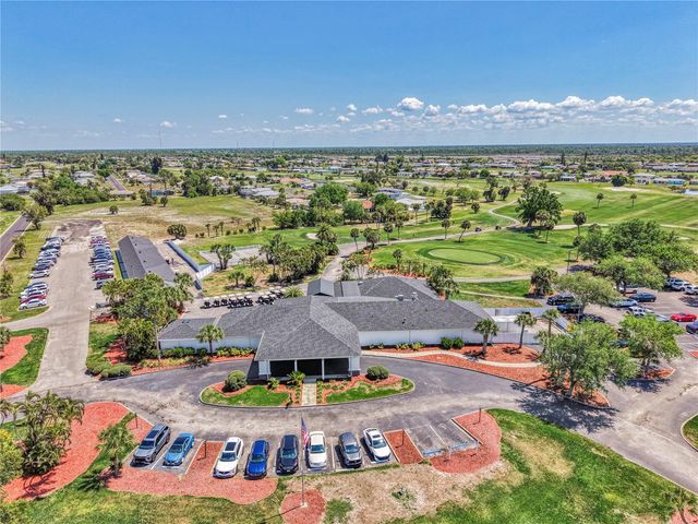 31 OAKLAND HILLS COURT, Rotonda West, FL 33947