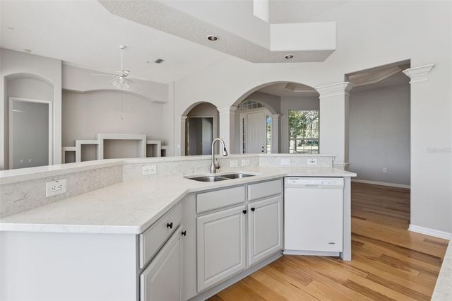 23518 OAK PRAIRIE CIRCLE, Sorrento, FL 32776