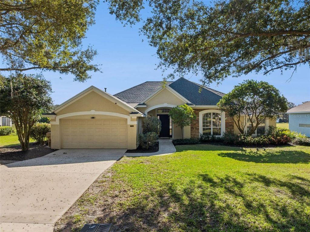 23518 OAK PRAIRIE CIRCLE, Sorrento, FL 32776
