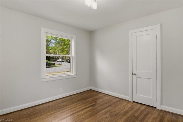 401 S Sunset Drive, Winston-salem, NC 27103