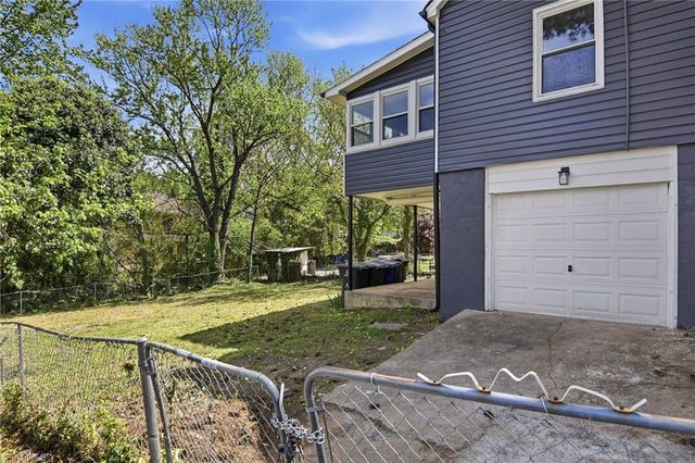 401 S Sunset Drive, Winston-salem, NC 27103