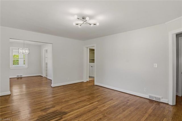 401 S Sunset Drive, Winston-salem, NC 27103