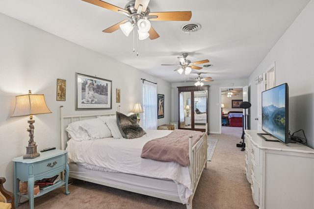 1202 Hopkins Drive, Denton, TX 76205