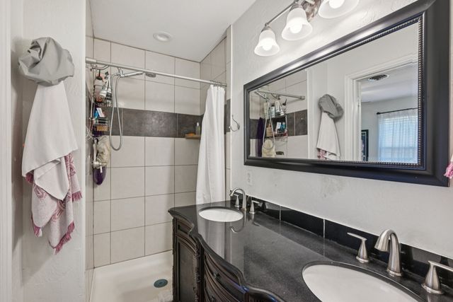 1202 Hopkins Drive, Denton, TX 76205