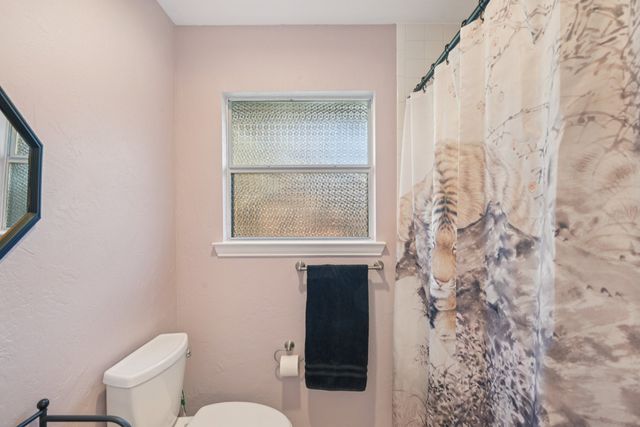 1202 Hopkins Drive, Denton, TX 76205