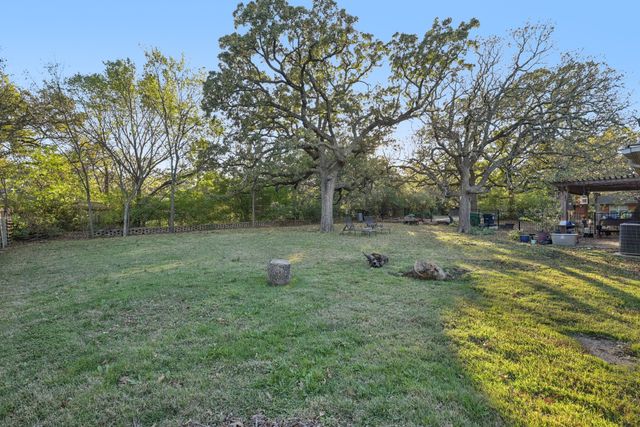 1202 Hopkins Drive, Denton, TX 76205