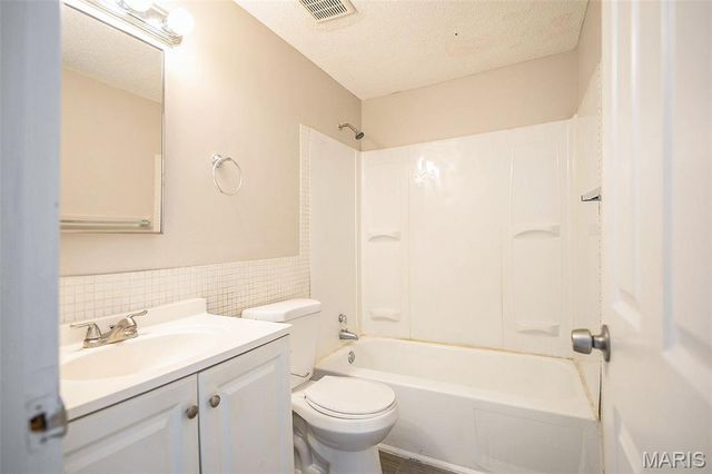 5348 Trailoaks Drive, Black Jack, MO 63033