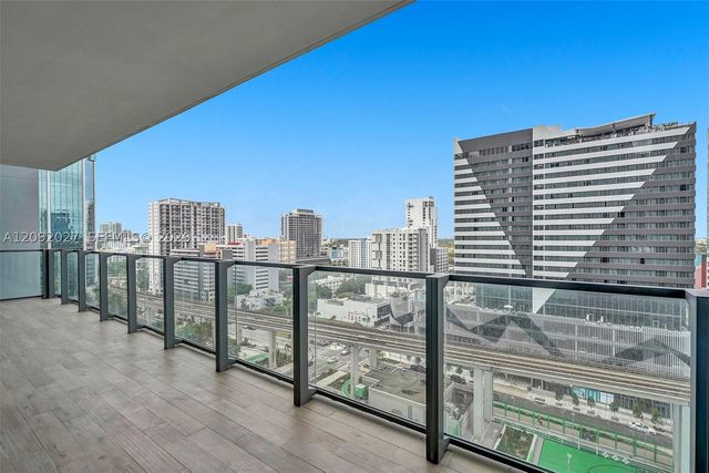 88 SW 7th St 910, Miami, FL 33130