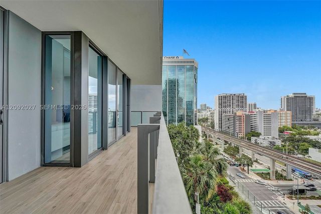 88 SW 7th St 910, Miami, FL 33130