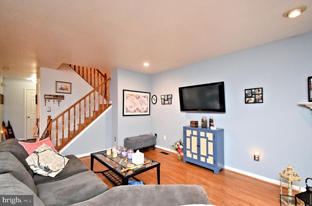 123 SHOAL CREEK DR, Blue Bell, PA 19422