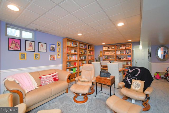 123 SHOAL CREEK DR, Blue Bell, PA 19422