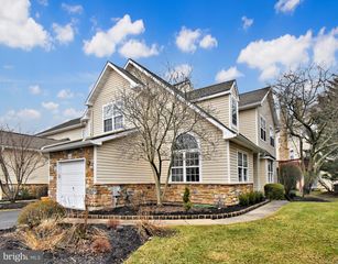 123 SHOAL CREEK DR, Blue Bell, PA 19422