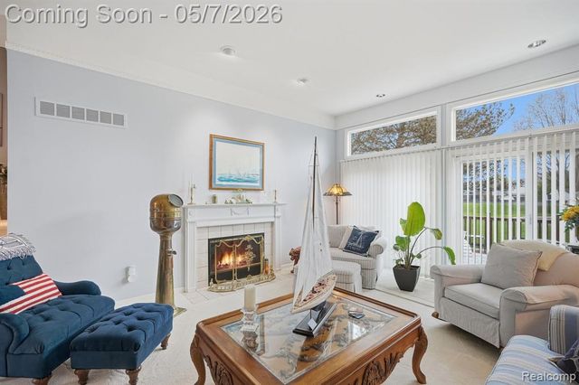 42626 Christina Drive, Sterling Heights, MI 48313