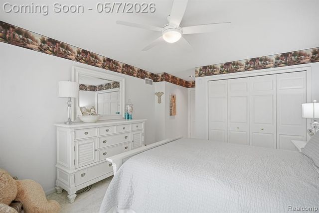 42626 Christina Drive, Sterling Heights, MI 48313