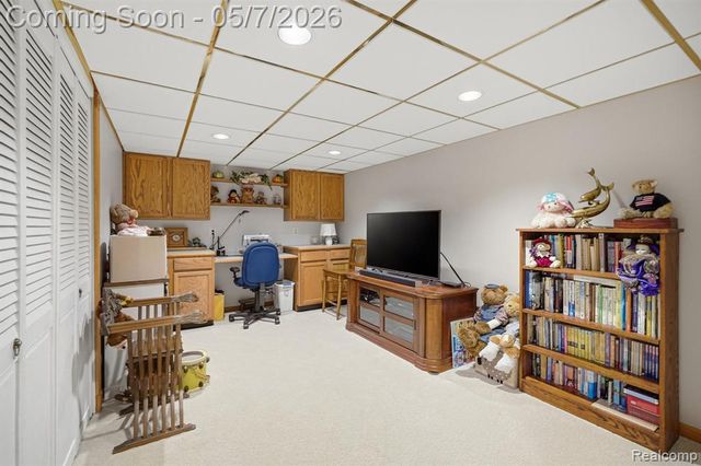 42626 Christina Drive, Sterling Heights, MI 48313