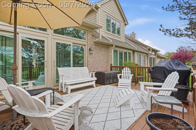 42626 Christina Drive, Sterling Heights, MI 48313