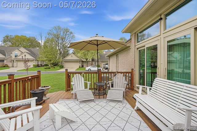 42626 Christina Drive, Sterling Heights, MI 48313