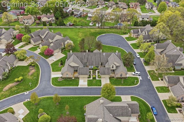42626 Christina Drive, Sterling Heights, MI 48313