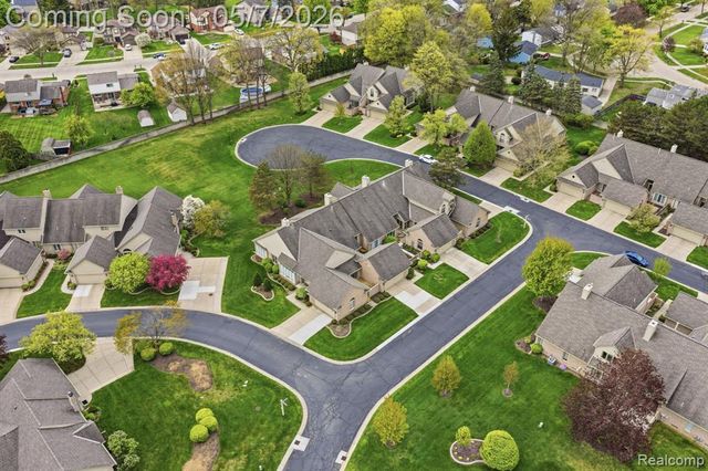 42626 Christina Drive, Sterling Heights, MI 48313