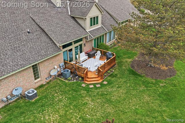 42626 Christina Drive, Sterling Heights, MI 48313