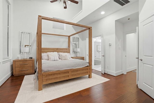 2106 Radcliffe Street, Houston, TX 77007