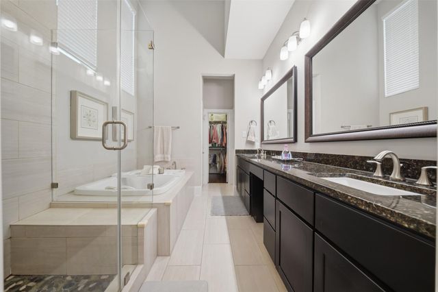 2106 Radcliffe Street, Houston, TX 77007