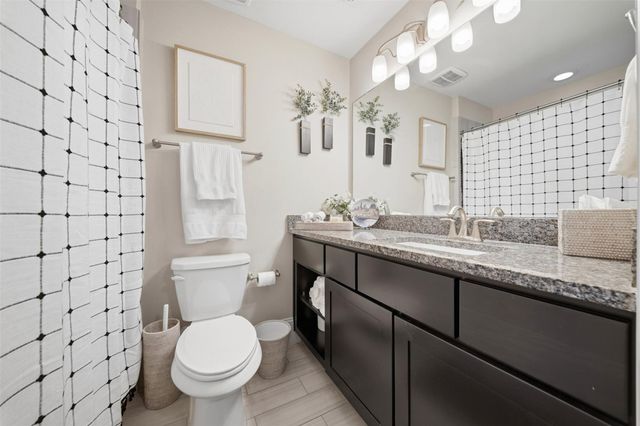 2106 Radcliffe Street, Houston, TX 77007