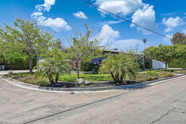 5010 Randlett Dr, San Diego, CA 91942