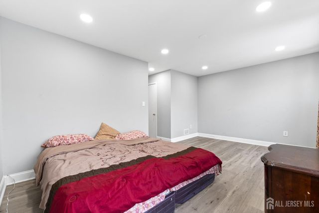 292 Pershing Avenue, Carteret, NJ 07008