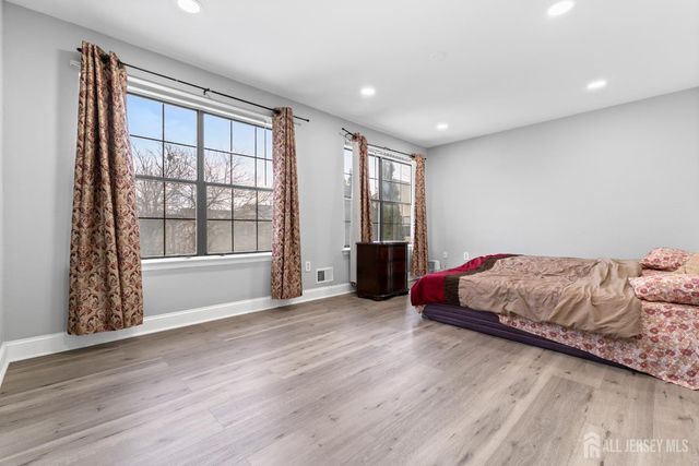 292 Pershing Avenue, Carteret, NJ 07008